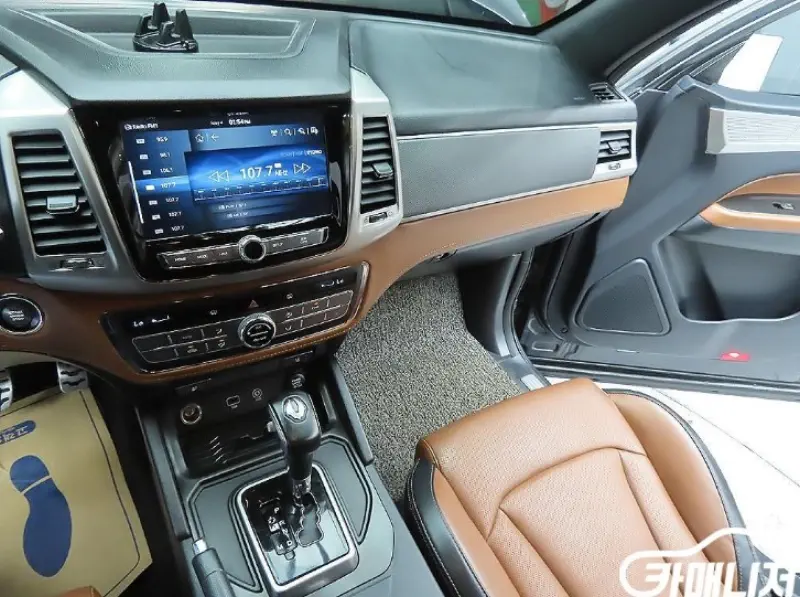 SsangYong Rexton Sports