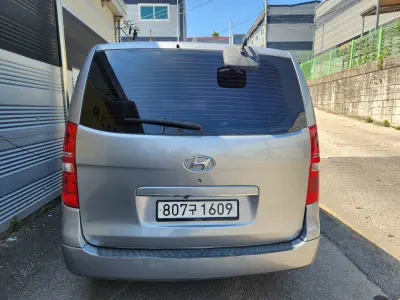 Hyundai Grand Starex