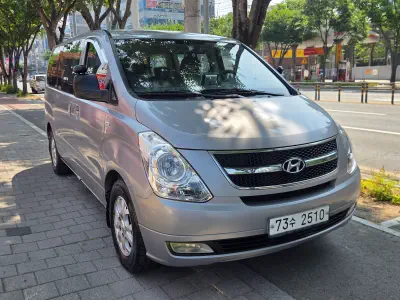 Hyundai Grand Starex