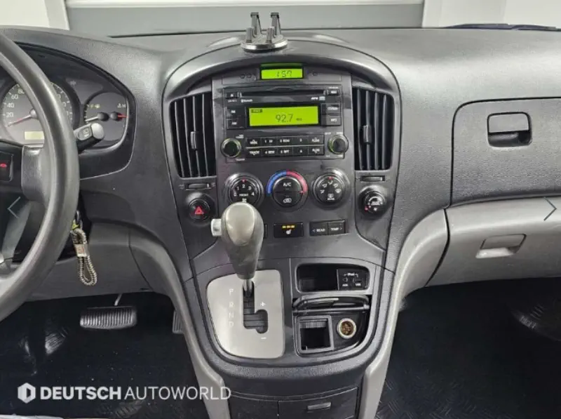 Hyundai Grand Starex
