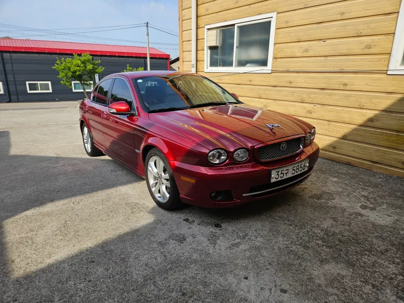 Jaguar X-Type