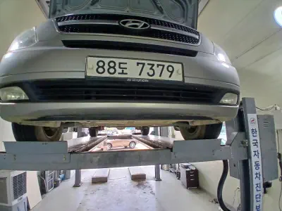 Hyundai Grand Starex