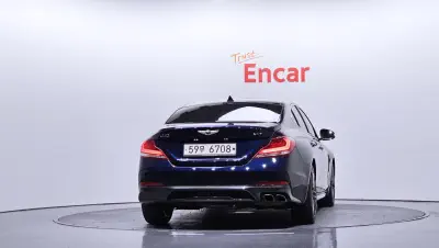 Genesis G70