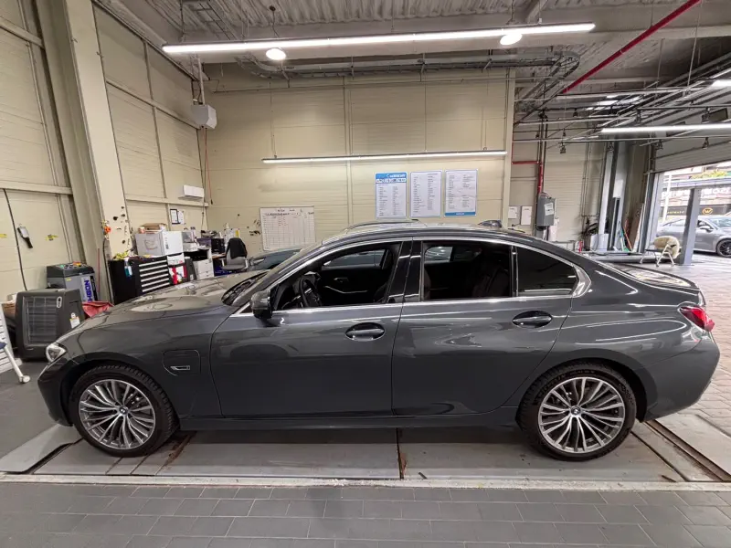 BMW 3-Series