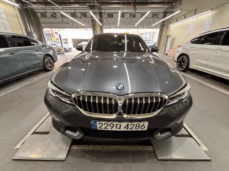 BMW 3-Series
