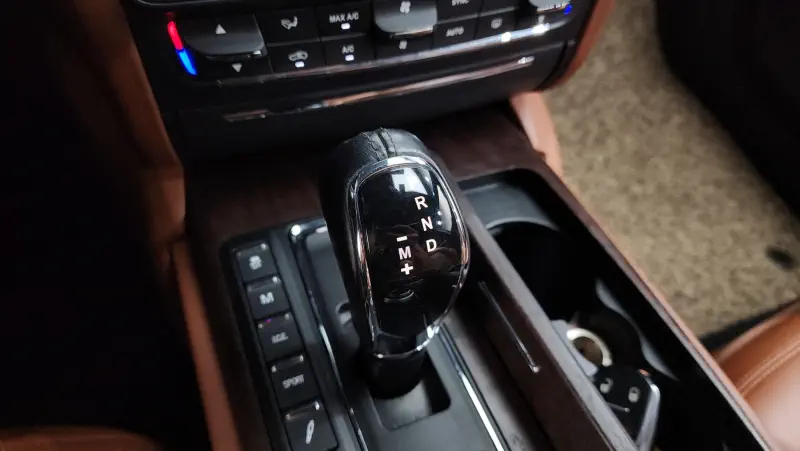 Maserati Quattroporte