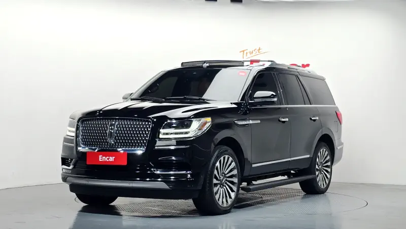 Lincoln Navigator