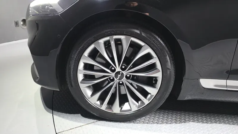 Kia K9