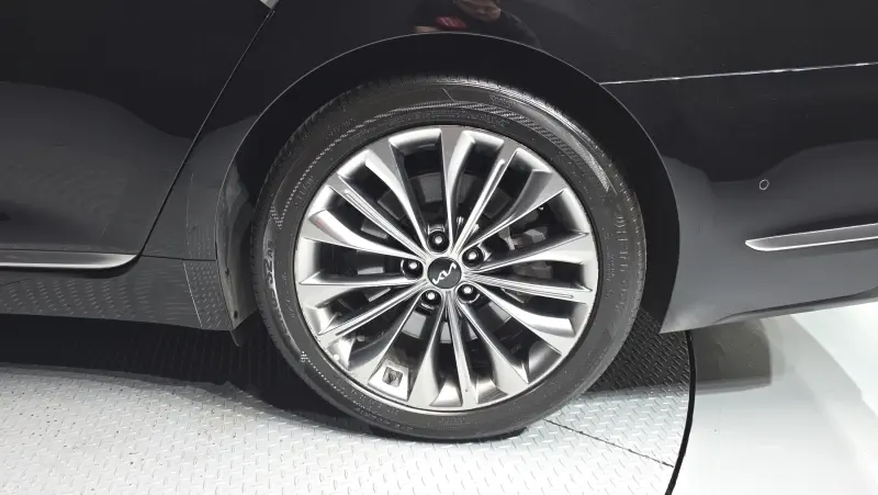 Kia K9