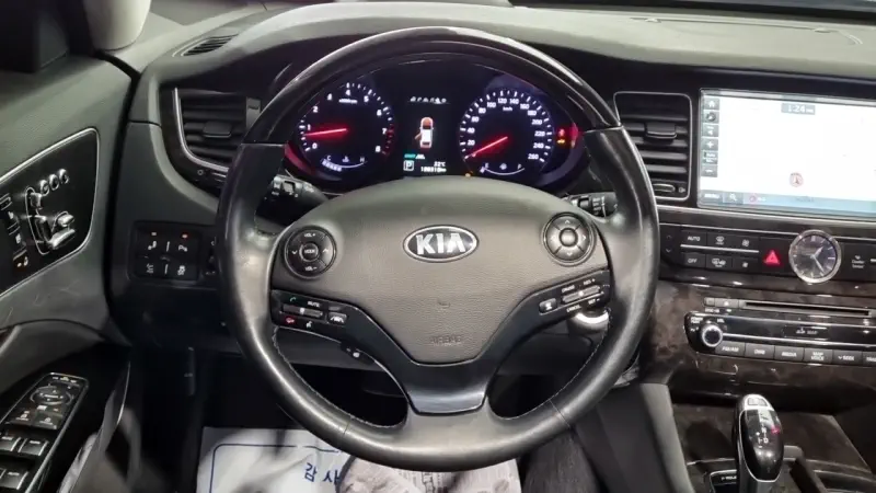 Kia K9