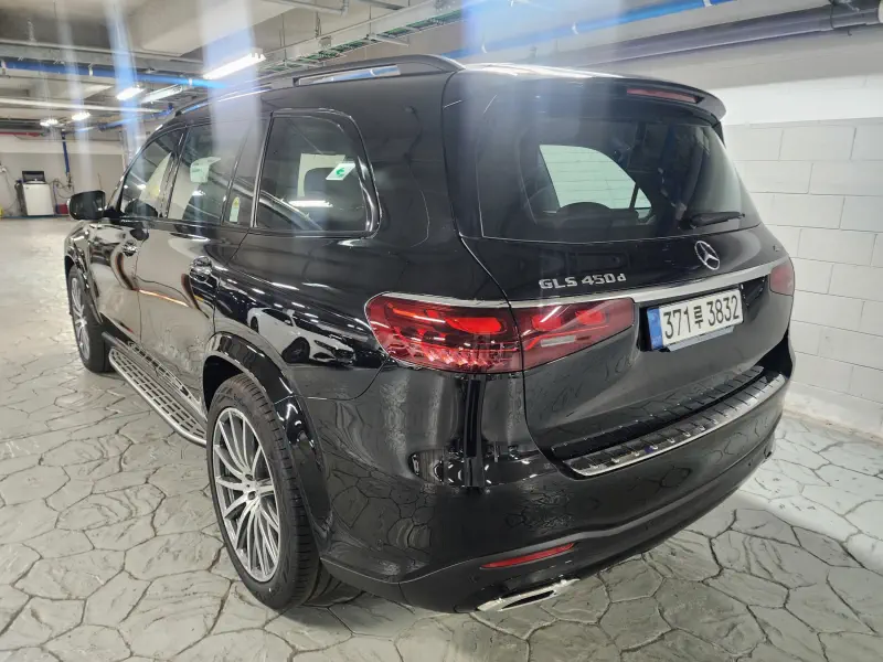 Mercedes-Benz GLS-Class