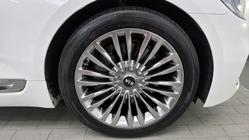 Kia K9