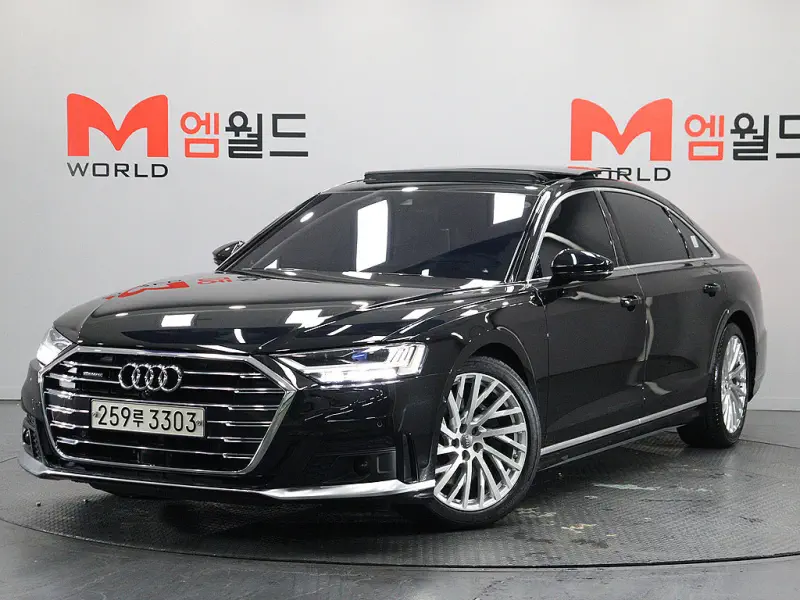 Audi A8