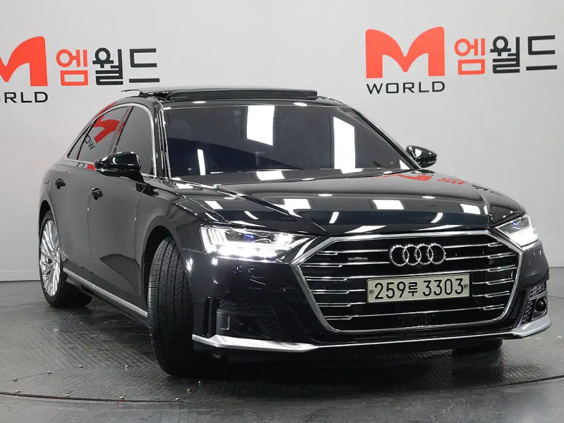 Audi A8