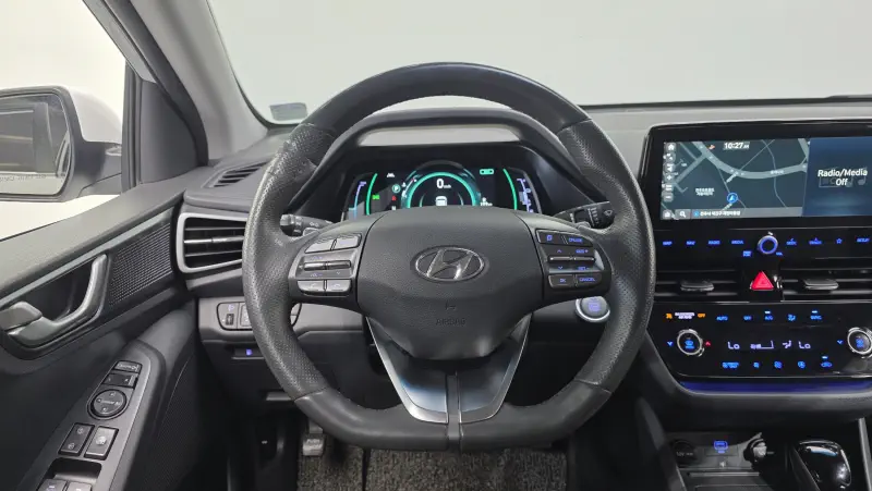 Hyundai Ioniq