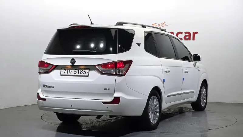SsangYong Korando Turismo