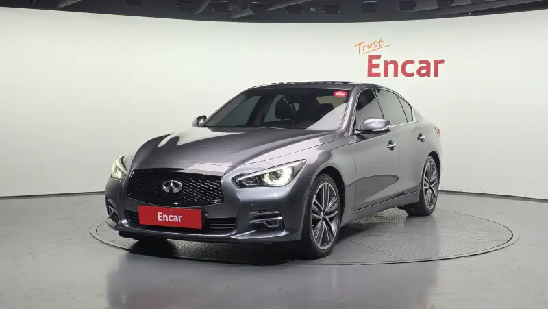 Infiniti Q50
