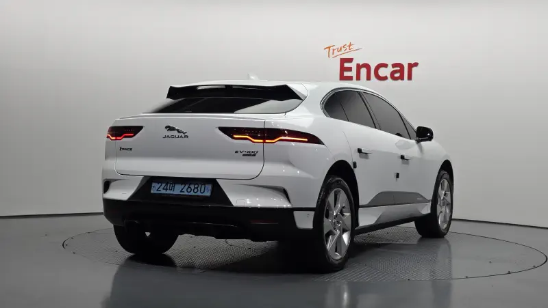 Jaguar I-Pace