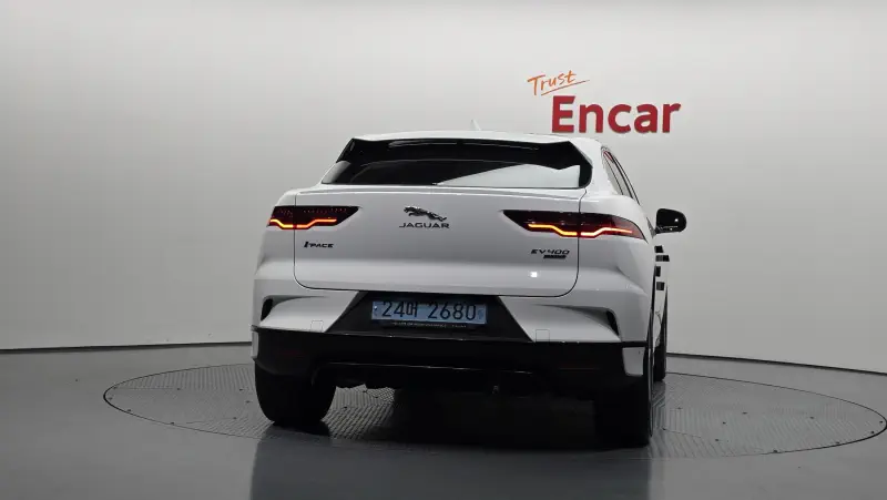 Jaguar I-Pace