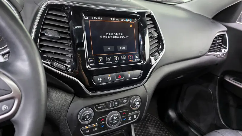 Jeep Cherokee
