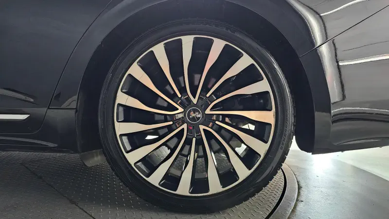 Lincoln Continental