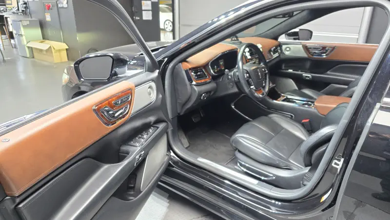 Lincoln Continental