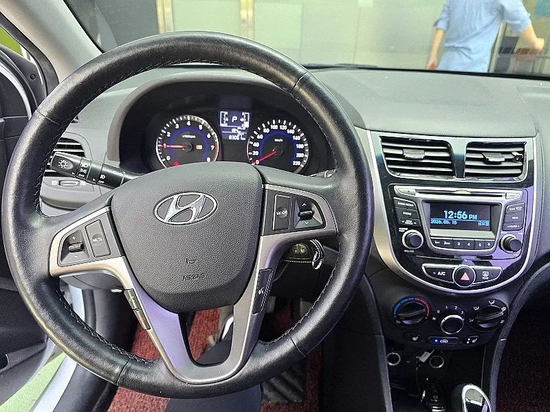 Hyundai Accent