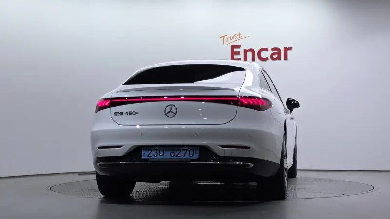 Mercedes-Benz EQS