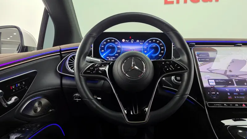 Mercedes-Benz EQS
