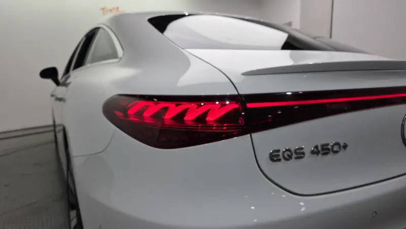 Mercedes-Benz EQS