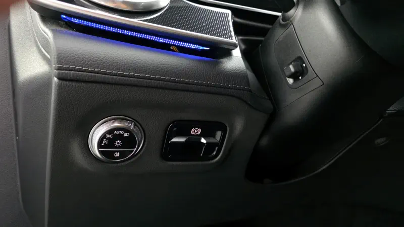 Mercedes-Benz EQS