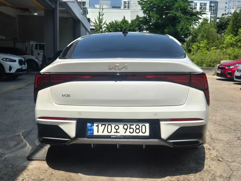 Kia K5
