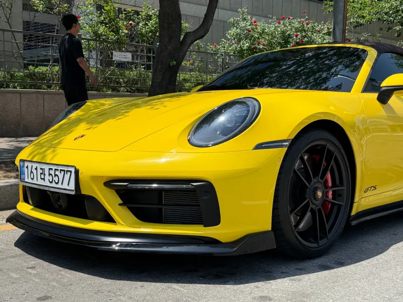 Porsche 911