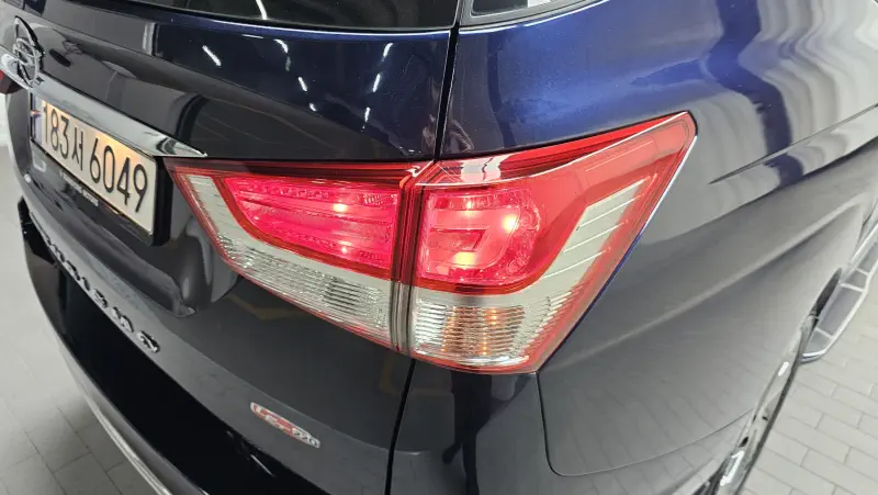 SsangYong Korando Turismo