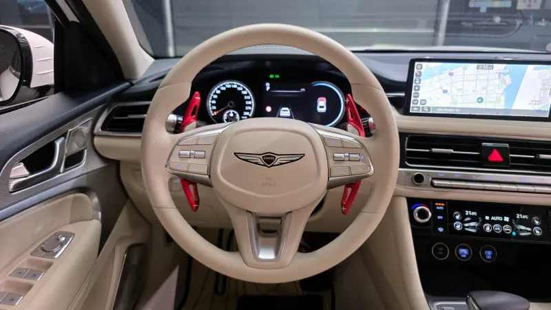 Genesis G70