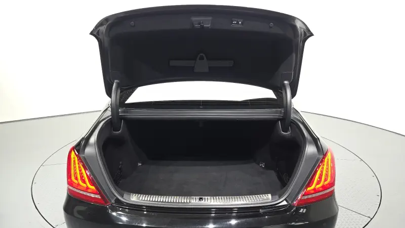 Genesis EQ900