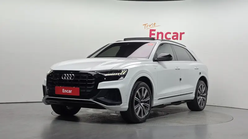 Audi Q8