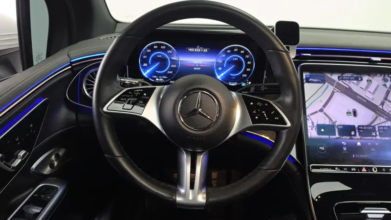 Mercedes-Benz EQE
