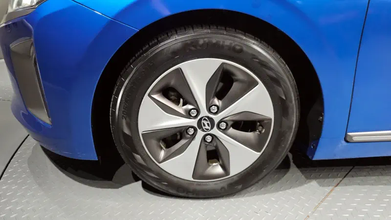 Hyundai Ioniq