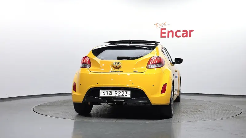 Hyundai Veloster