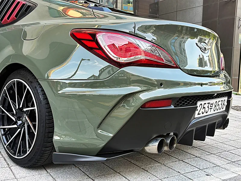 Hyundai Genesis