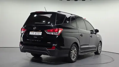 SsangYong Korando Turismo