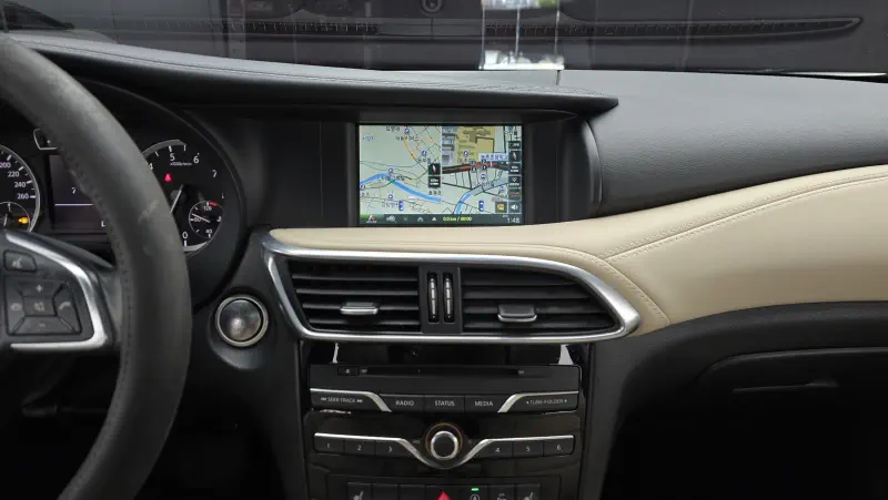 Infiniti QX30