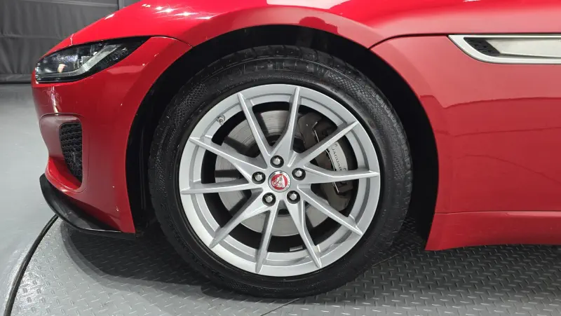Jaguar F-Type