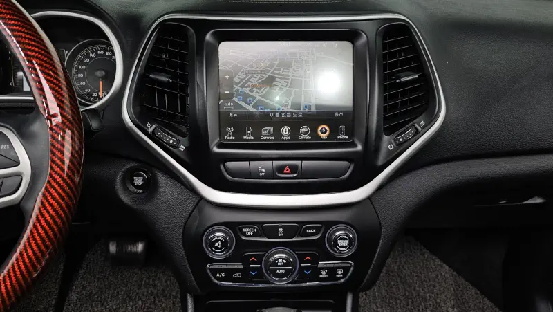 Jeep Cherokee