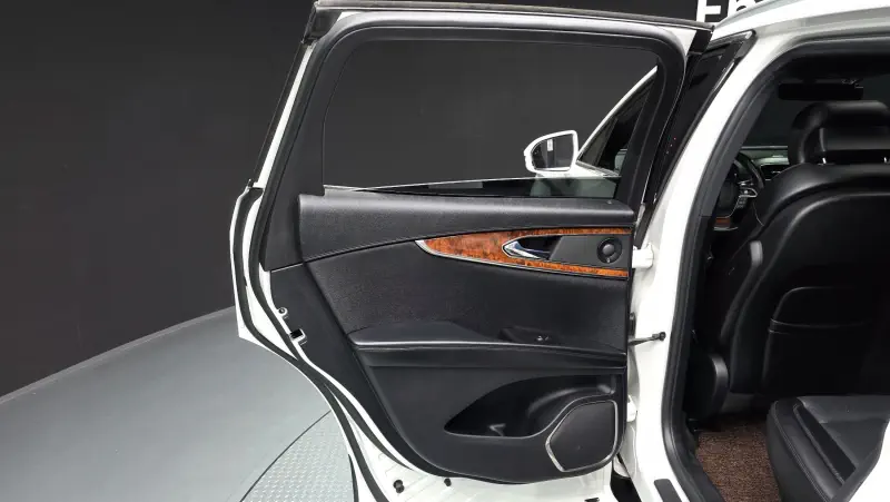 Lincoln Nautilus