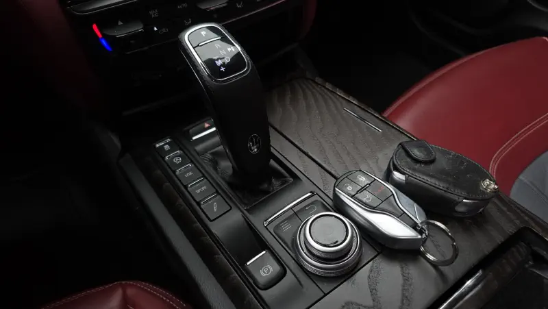 Maserati Quattroporte