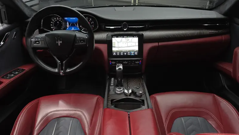 Maserati Quattroporte