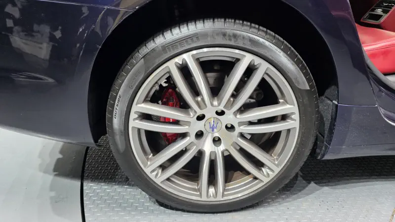 Maserati Quattroporte