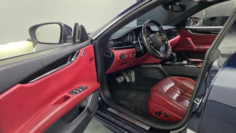 Maserati Quattroporte